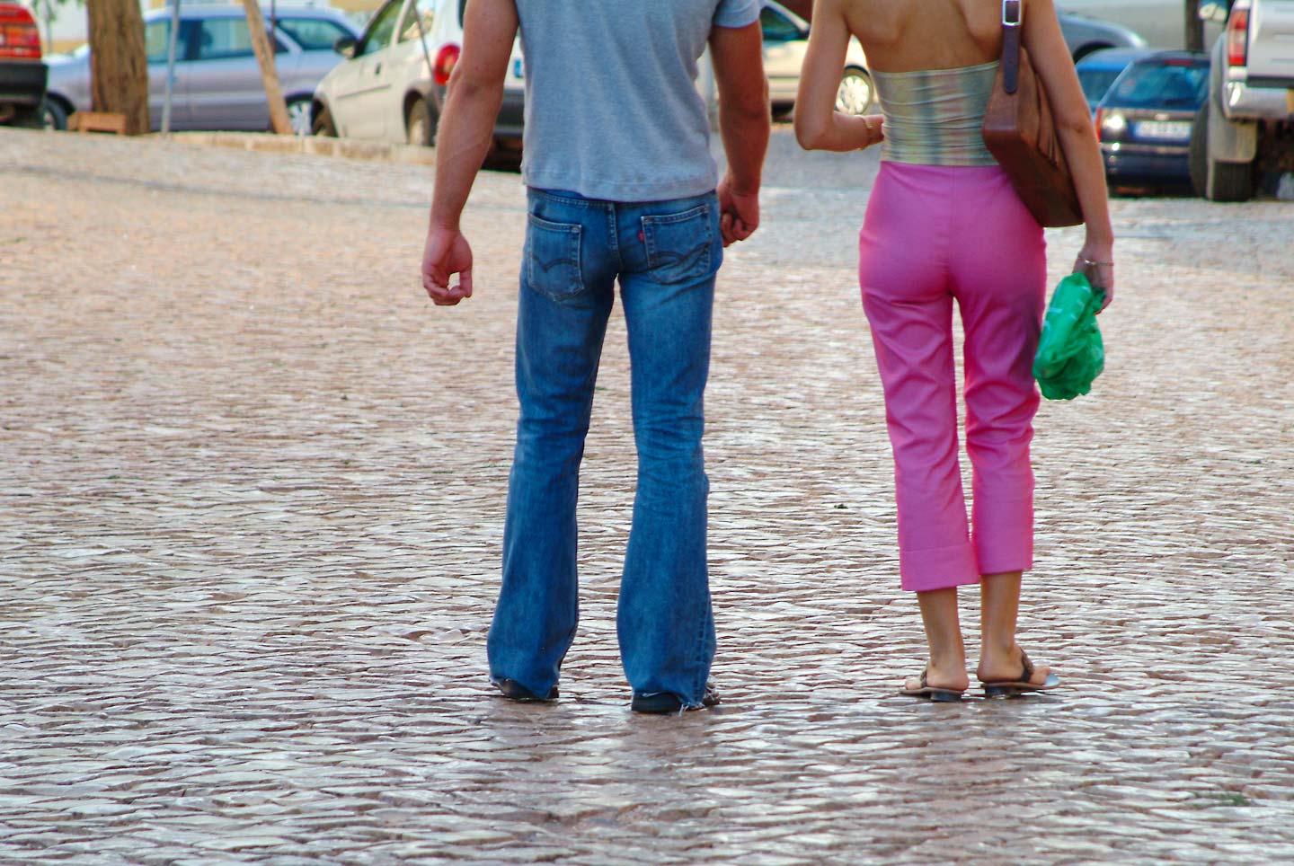 Portugal,_sexy_couple_rear-.jpg